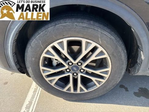 Used 2020 Ford Escape SEL FWD image 7