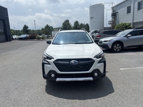 Used 2024 Subaru Outback Limited AWD/4WD image 13