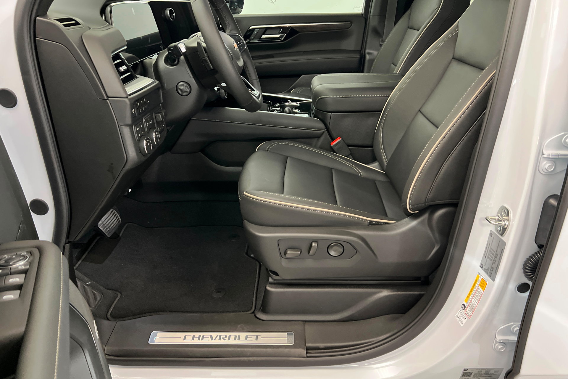 New 2026 Chevrolet Tahoe Premier AWD/4WD image 18