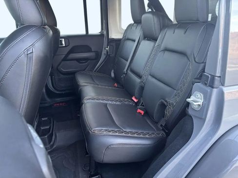 Used 2023 Jeep Wrangler Unlimited Sahara AWD/4WD image 21