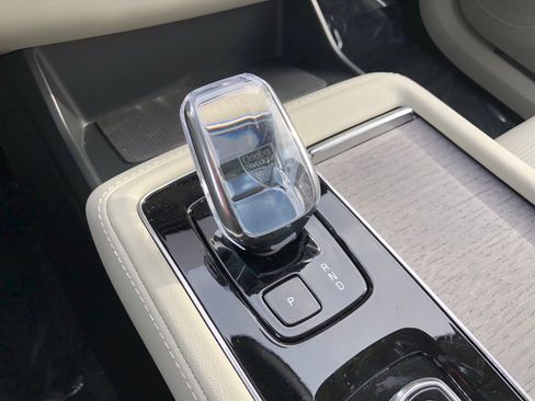 New 2026 Volvo XC90 B6 Ultra image 30