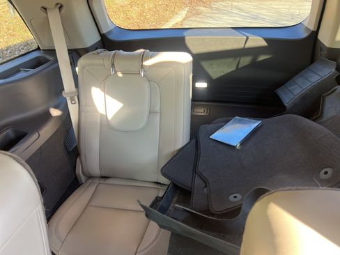 Used 2021 Lincoln Aviator Reserve w/ Equipment Group 210A image 16