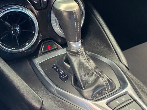 Used 2017 Chevrolet Camaro LT RWD image 29