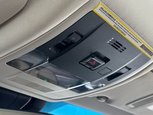 Certified 2020 Lexus ES 300h w/ Premium Package FWD image 22