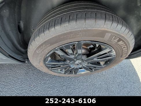 Used 2021 Honda Pilot Special Edition image 7