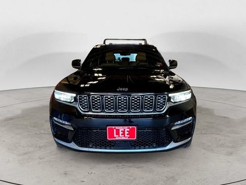 Used 2023 Jeep Grand Cherokee Summit AWD/4WD image 9