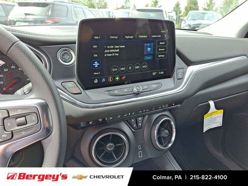New 2025 Chevrolet Blazer LT image 18
