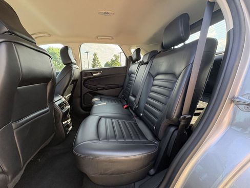 Used 2022 Ford Edge SEL w/ Convenience Package AWD/4WD image 19