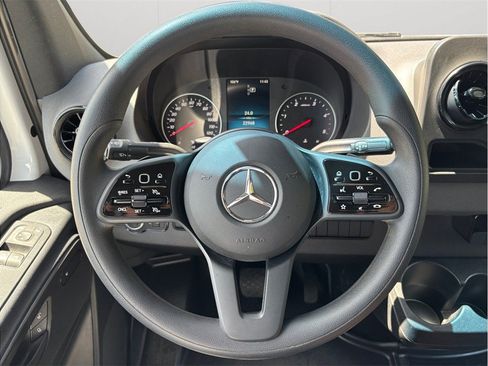 Used 2024 Mercedes-Benz Sprinter 2500 144 Cargo image 25