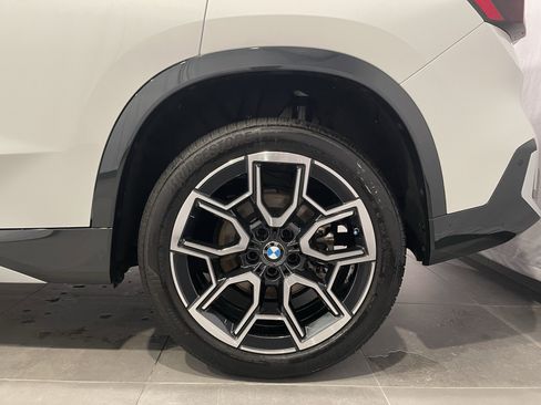 Used 2025 BMW X1 xDrive28i w/ Convenience Package image 8