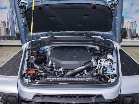 Used 2024 INEOS Grenadier Fieldmaster Edition image 5