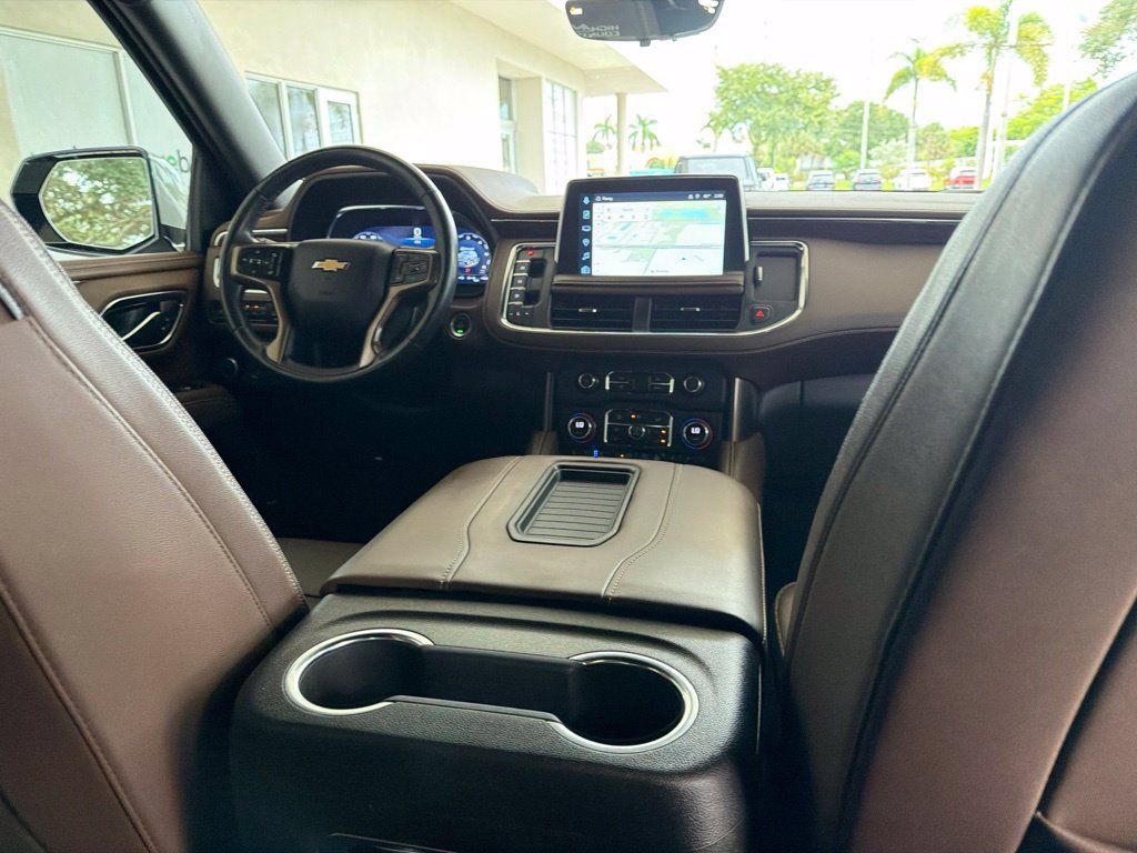 Used 2022 Chevrolet Tahoe High Country RWD image 27