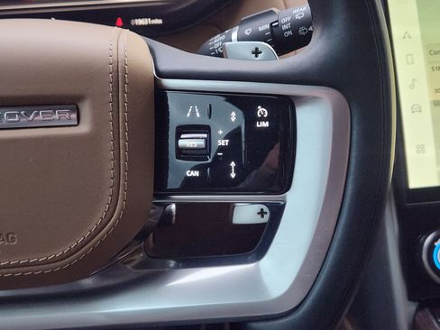 Certified 2023 Land Rover Range Rover Long Wheelbase SE image 31