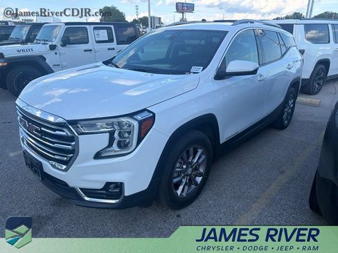 Used 2023 GMC Terrain SLT AWD/4WD image 1