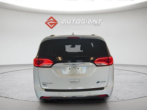 Used 2020 Chrysler Pacifica Limited w/ Advanced Safetytec Group image 5