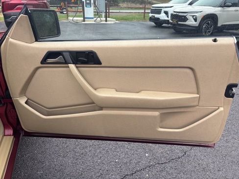 Used 1989 Mercedes-Benz 300 CE Coupe image 27