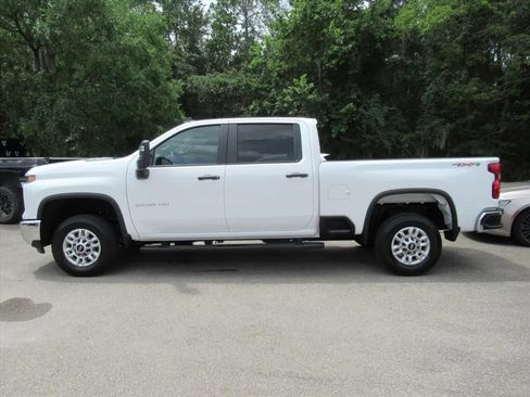 Used 2026 Chevrolet Silverado 2500 W/T w/ WT/CX Safety Package AWD/4WD image 4