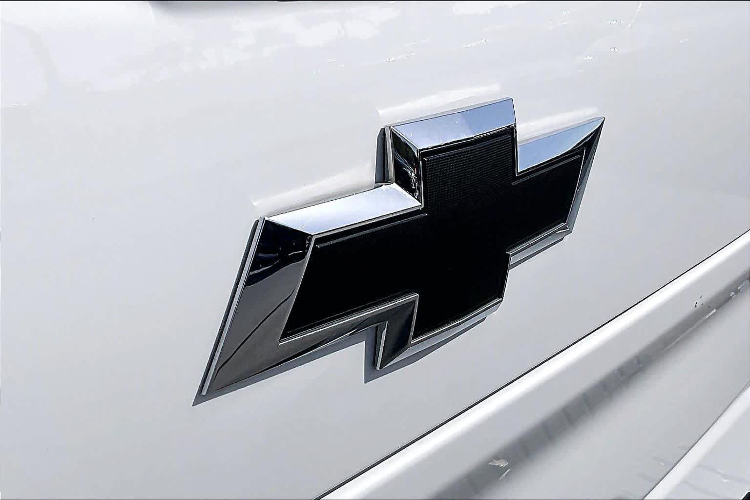 Used 2024 Chevrolet Silverado 1500 LT Trail Boss w/ Protection Package AWD/4WD image 9