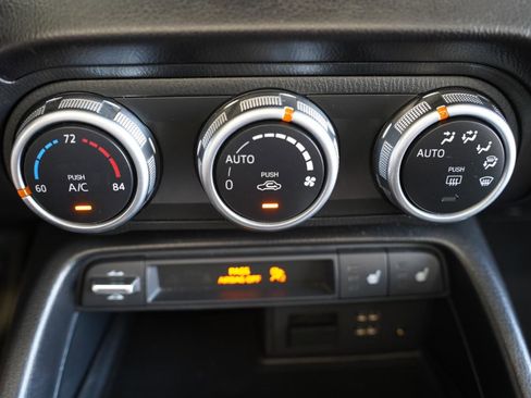 Used 2018 MAZDA MX-5 Miata RF Grand Touring RWD image 24