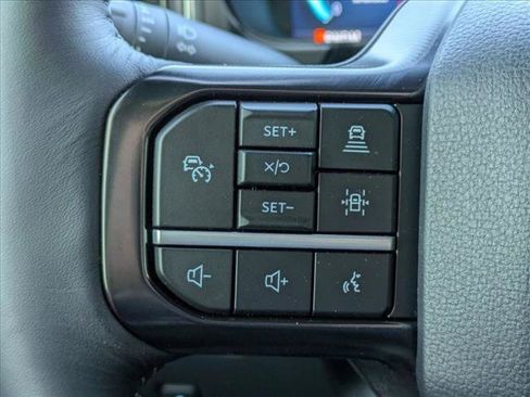 Used 2026 Ford F350 Platinum AWD/4WD image 5