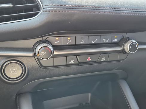 Used 2025 MAZDA MAZDA3 s FWD image 20