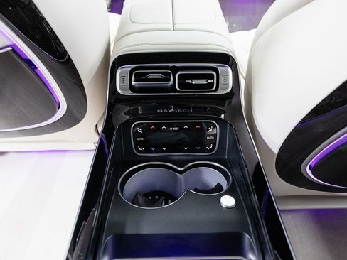 Certified 2024 Mercedes-Benz Maybach S 580 Maybach S 580 image 32