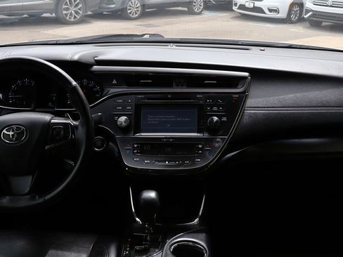 Used 2017 Toyota Avalon Limited w/ All Weather Liner Package FWD image 33