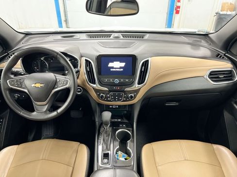 Used 2022 Chevrolet Equinox Premier AWD/4WD image 5