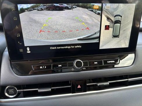 Used 2025 Mitsubishi Outlander SE FWD image 30