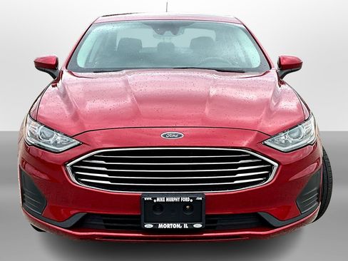 Used 2020 Ford Fusion SE image 3