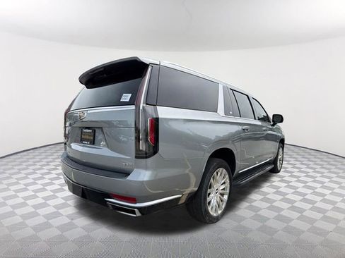 Used 2024 Cadillac Escalade ESV Premium Luxury AWD/4WD image 5
