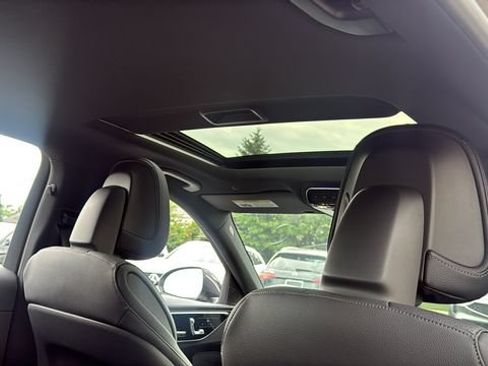 Certified 2023 Mercedes-Benz C 300 4MATIC Sedan image 23
