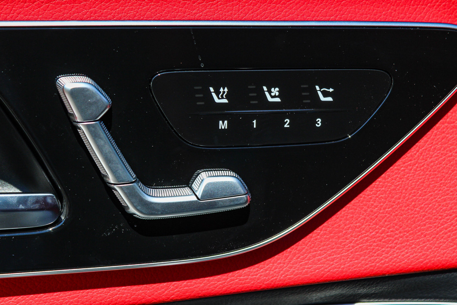 New 2027 Mercedes-Benz CLE 450 4MATIC Cabriolet image 21