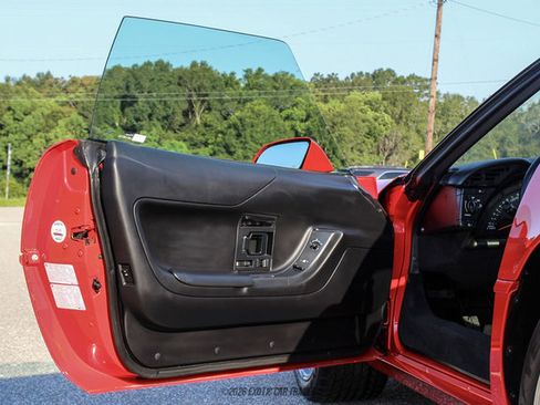 Used 1995 Chevrolet Corvette ZR1 RWD image 94