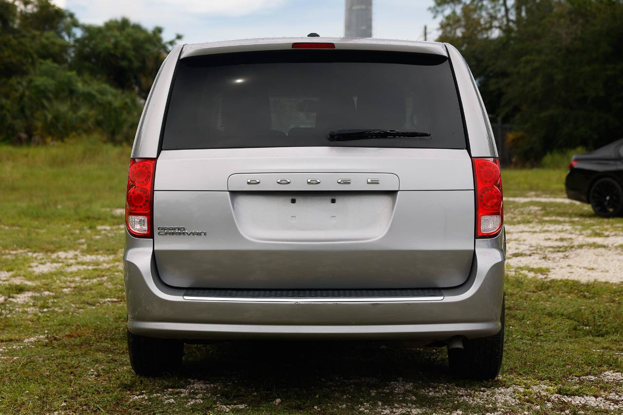 Used 2017 Dodge Grand Caravan SE w/ Power Window Group FWD image 7