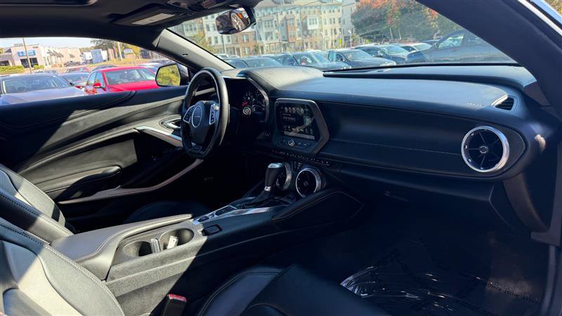 Used 2017 Chevrolet Camaro SS Coupe w/ 2SS RWD image 7