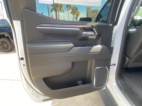 New 2026 Chevrolet Silverado 1500 LT Trail Boss w/ Convenience Package II AWD/4WD image 17