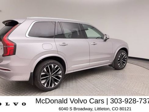 Used 2026 Volvo XC90 B5 Plus AWD/4WD image 2