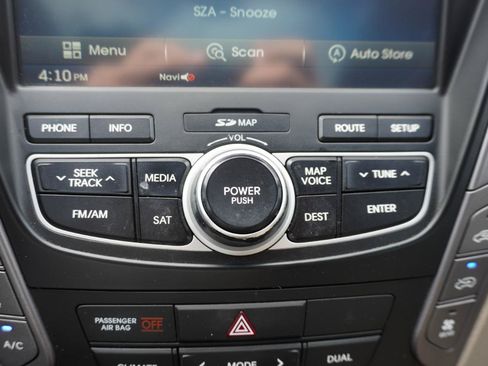 Used 2015 Hyundai Santa Fe Limited w/ Option Group 04 AWD/4WD image 32