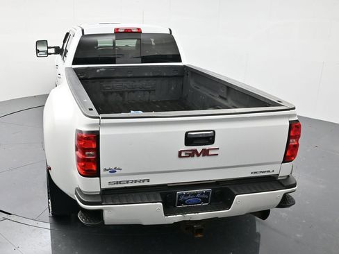 Used 2016 GMC Sierra 3500 Denali w/ Duramax Plus Package image 45