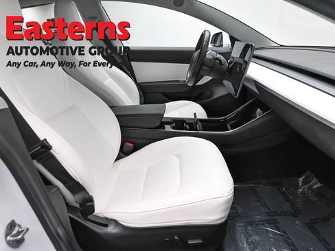 Used 2019 Tesla Model 3 Long Range image 21