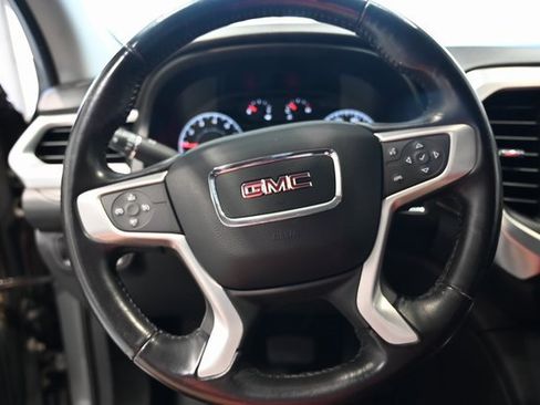 Used 2019 GMC Acadia SLE image 22