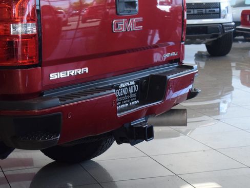 Used 2018 GMC Sierra 2500 Denali w/ Duramax Plus Package AWD/4WD image 26