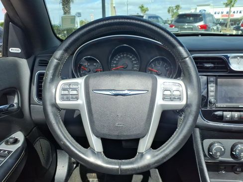 Used 2013 Chrysler 200 S image 25