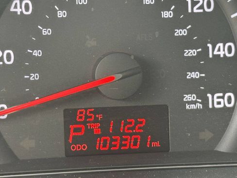 Used 2015 Kia Sorento LX image 16