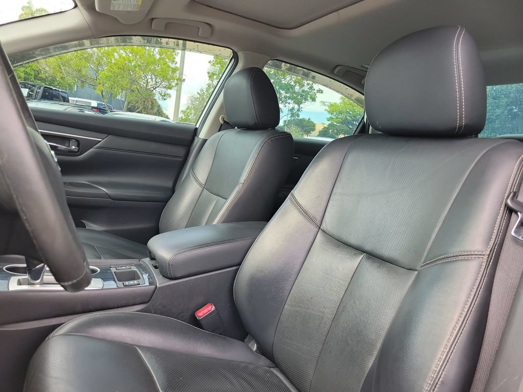 Used 2016 Nissan Altima 2.5 SL w/ 2.5 Technology w/LED Package FWD image 27