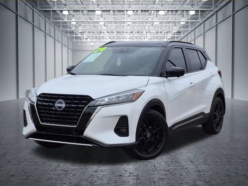 Used 2024 Nissan Kicks SR FWD image 1