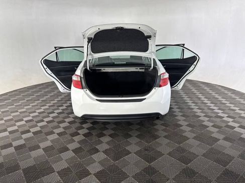 Used 2015 Toyota Corolla S FWD image 19