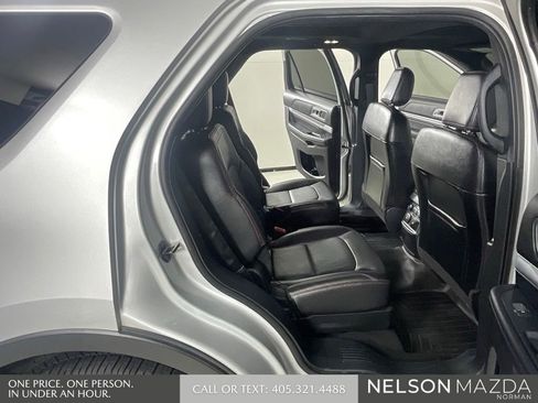 Used 2019 Ford Explorer Sport w/ Equipment Group 401A AWD/4WD image 15