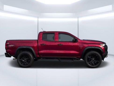 Used 2024 Chevrolet Colorado Trail Boss w/ Advanced Trailering Package AWD/4WD image 2
